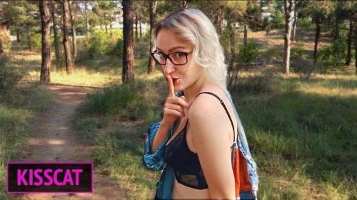 Porn - Kiss Cat - Public Outdoor Fucks Russian Student in Doggystyle with Sloppy Blowjob Swallow Cum (UltraHD 4K/2160p/2.30 GB)