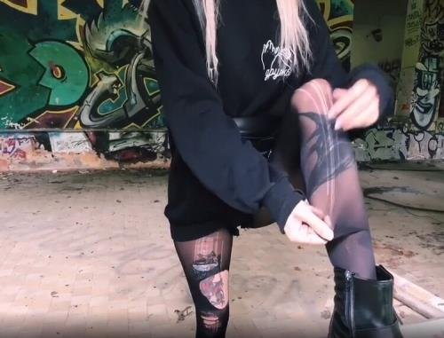 Porn - Red Fox - Hard Fuck Punk Girl On An Abandoned Construction Site Cum On Face (UltraHD 4K/2160p/1.79 GB)