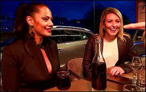 JacquieEtMichelTV.net/Indecentes-Voisines - Clelie, Emma - Clelie fait son marche en club a Lyon (HD/720p/743 MB)