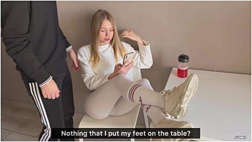 ModelHub - Insolent Girlfriend Threw Her Legs On The Table And Was Fucked For It (FullHD/1080p/203 MB)