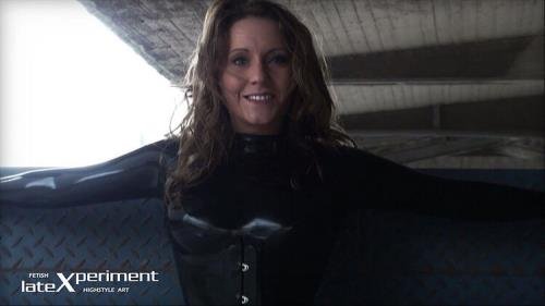LateXperiment - Amelia Ledoux - Latex Experiment (FullHD/1080p/187 MB)