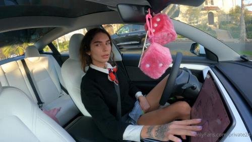 Onlyfans - Julia Geltsman aka Flowerava -  Driving to Work and thinks about professor (FullHD/1080p/426 MB)