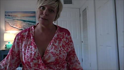 MoesFirst - Brianna Beach Introduction To Manhood (FullHD/1080p/907 MB)