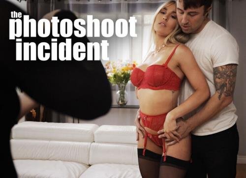 Missax - Sarah Taylor - The Photoshoot Incident (Full HD/1080p/2.3 GB)