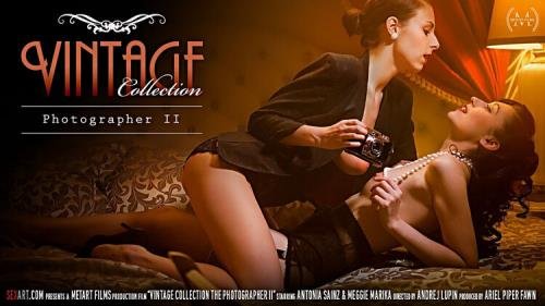 SexArt / MetArt - Antonia Sainz & Meggie Marika (The Vintage Collection - The Photographer II / 26.06.2015) (Full HD/1080p/1.32 GB)