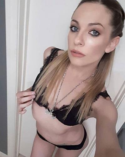 Porkvendors - Dahlia Skye - Blonde PAWG Begs For Cock (Full HD/1080p/619.2 MB)