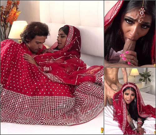 NiksIndian - Niks Indian - Real Desi Couple Suhagraat Sex Virgin Dulhan (FullHD/1080p/2.54 GB)