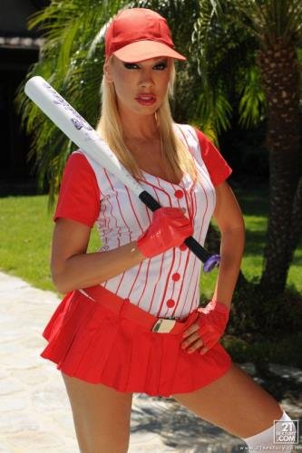 ClubSandy/21sextury - Sandy Baseball Fan (FullHD/1080p/761 MB)