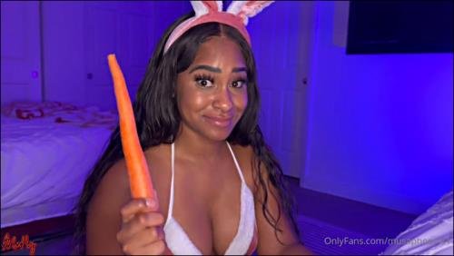 Onlyfans - NyNy Bunny (HD/720p/567 MB)