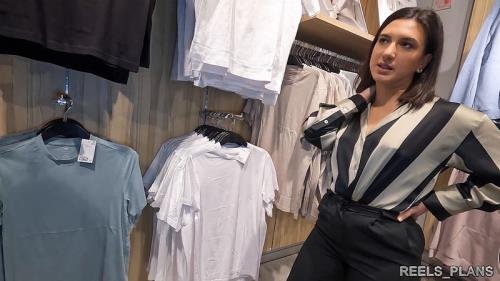 Onlyfans - A Pretty French Girl Gets Anal Fucked In a Fitting Room By Two Of Her Brother s Friends Reels Plans (FullHD/1080p/236 MB)