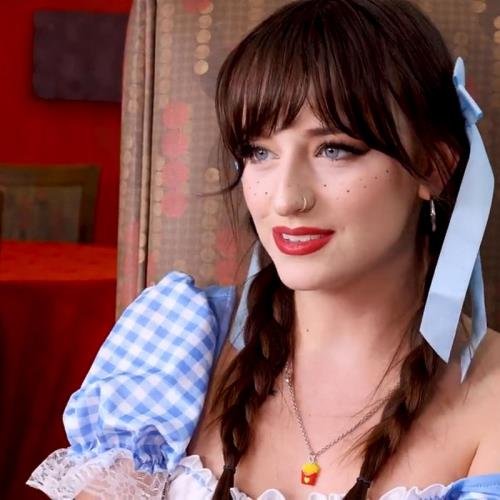 TeamSkeetAllStars - Lana Smalls : An Allstar That Cums With Fries (HD/720p/623 MB)
