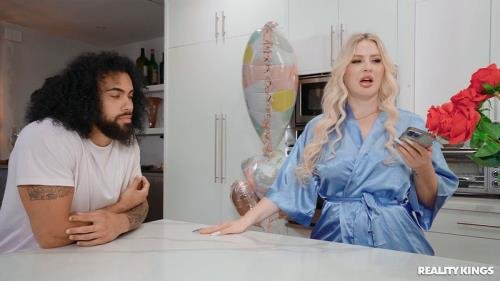 MilfHunter.com/RealityKings.com - Jenna Starr : Mother S Day (FullHD/1080p/1.54 GB)