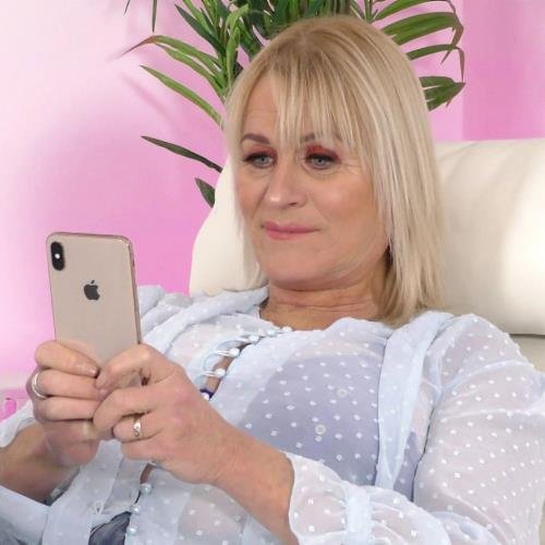 Mature.nl - Tall Big Natural Tits British Secret Is a Blonde GILF Loves To Play With Her Shaved Pussy: Secret (59) (FullHD/1080p/878 MB)