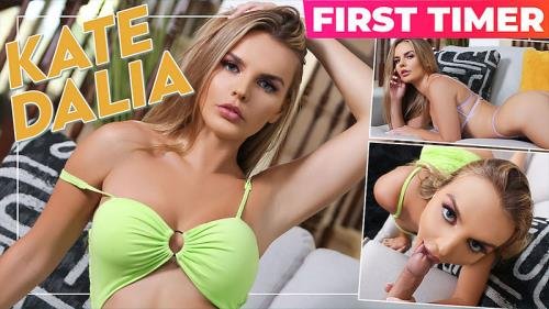 ShesNew/TeamSkeet - Kate Dalia : Shaking off the Nerves (HD/720p/628 MB)