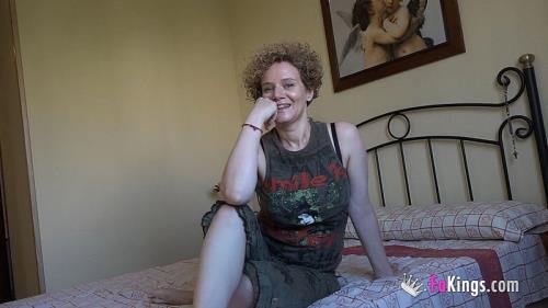 FaKings - Merce : Soy Merce, Tengo 44 Anos y 18 Que Viene a Mis Clases De Zumba (HD/720p/857 MB)