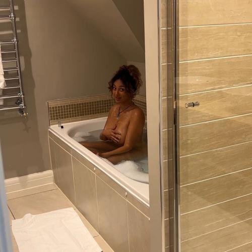 Onlyfans - Toni Camille (FullHD/1080p/755 MB)