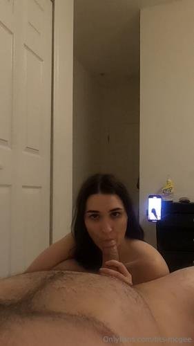 Onlyfans - Anna Curvy Thegorillagrip (SD/1920p/304 MB)