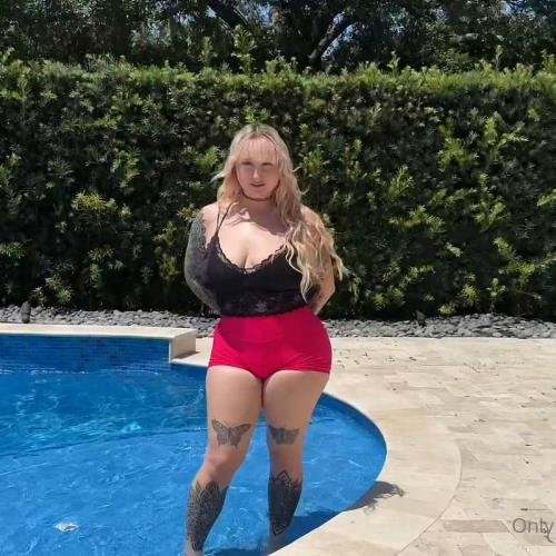 Onlyfans - Teddy Tarantino (FullHD/1080p/1.40 GB)