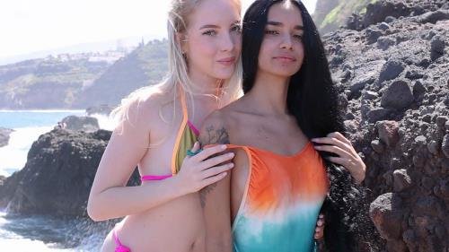 Watch4Beauty - Dulce, Emma White  Girls Alone At Home (FullHD/1080p/497 MB)