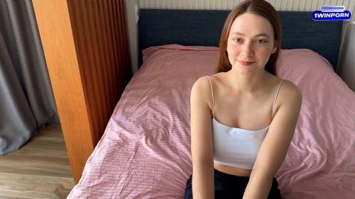 Onlyfans - A Student With Big Breasts Came On Vacation Without Money Androlga Tits (FullHD/1080p/341 MB)