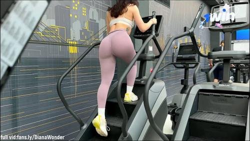 Onlyfans - Brought Home Bubble Butt Girl From Gym, POV , BJ , Doggy and Cowgirl PerseyDiana (FullHD/1080p/240 MB)