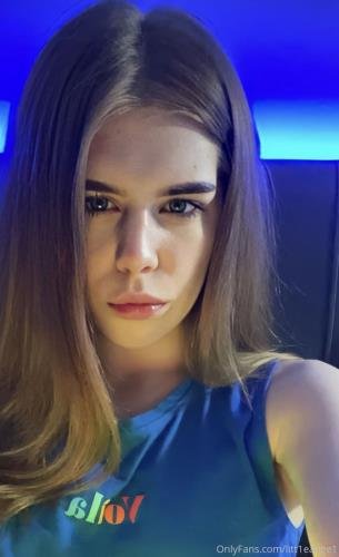 Onlyfans - Angel Phub Clip 8 (FullHD/1080p/1.29 GB)