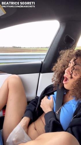 Onlyfans - JERK OFF AND MASTURBATION IN THE CAR  With Hands Full Of Cum I Masturbate With Hard Orgasm Beatrice Segreti (SD/1920p/196 MB)