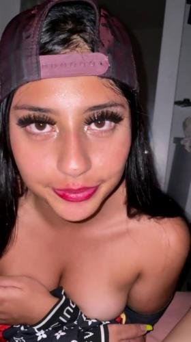 Onlyfans - Me Pide Que La Grabe Mientras Baila Y Terminamos Cojiendo Thalia And Felipe (SD/1080p/148 MB)