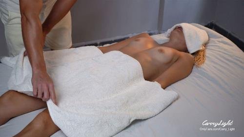 Onlyfans - Pervert Masseur Being Inappropriate With Clients CarryLight MILF (FullHD/1080p/316 MB)