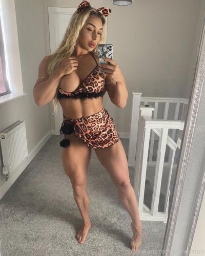 Onlyfans - Muscle Barbie Clip 639 (HD/720p/577 MB)