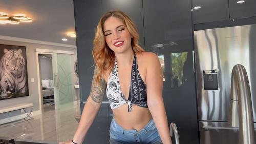 Onlyfans - Fucking this Hot Redhead on our second Date Zoe Neli (FullHD/1080p/385 MB)