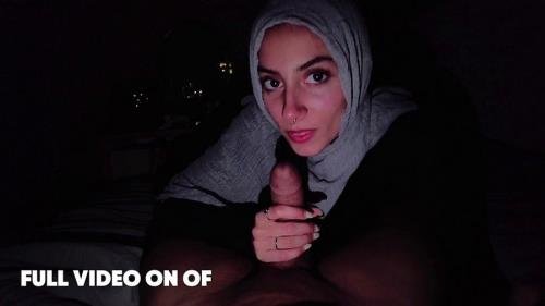 Onlyfans - My Sisters Muslim Friend Snuck Into My Room LilmissG (FullHD/1080p/188 MB)