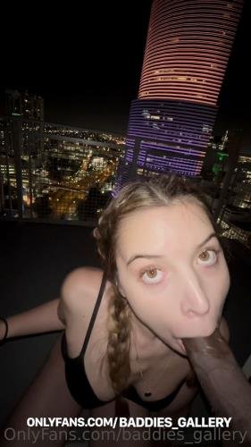 Onlyfans - Izzy Swallows BG Balcony (SD/1920p/448 MB)