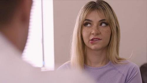 FamilyHookUps - Demi Hawks (FullHD/1080p/1.31 GB)