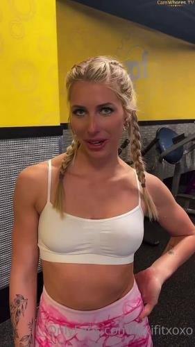 Onlyfans - Lexifitxoxo Lexifitxo, Therealbbytay, Flexi Lexii (SD/1920p/383 MB)