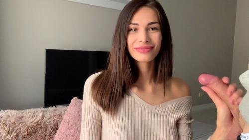 Onlyfans - Fiamurr Hot Sex With An 18 Year Old Skinny Girl (FullHD/1080p/313 MB)