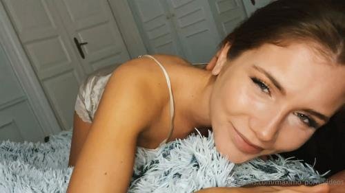 Onlyfans - Mary Rock  My Russian Girlfriend Experience (FullHD/1080p/1.19 GB)