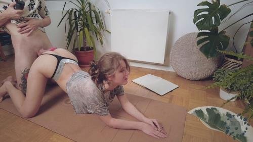 Onlyfans - Wholesome Couple Activity Yoga For Two MioMioUwU (FullHD/1080p/328 MB)