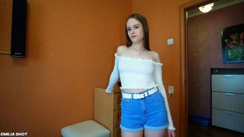 Onlyfans - I Found Out That My Friend s Girlfriend Is Doing Russian With Conversations Emilia Shot (FullHD/1080p/478 MB)