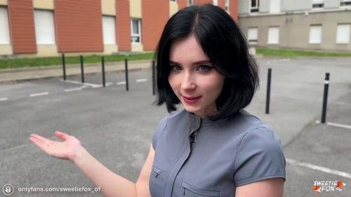 Onlyfans - Sweetie Fox A Beautiful Stranger From Paris Lets Me Taste Her Croissant (FullHD/1080p/204 MB)