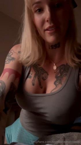 Onlyfans - Step Mom Got Into My Bed Got My Cock All Wet And Let Me Creampie Her To Help Me Sleep (SD/1280p/794 MB)