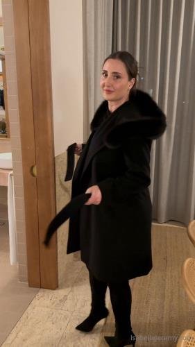 Onlyfans - Isabelle Eleanore IsabelleJeremy Sex After Restoran Date Tittle 242 1023 (SD/1920p/1.77 GB)