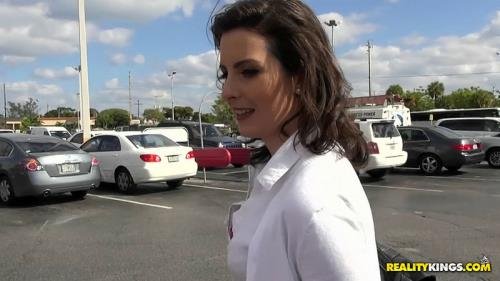 MilfHunter/RealityKings - Helena Price (FullHD/1080p/1.38 GB)