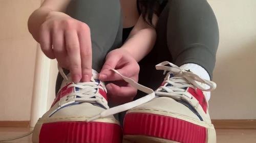 Onlyfans - ASMR Oily Footjob From Your Girlfriend After a Workout Jane Laneee (FullHD/1080p/194 MB)