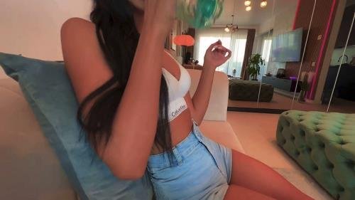 Onlyfans - My Sister s Best Friend Comes To Our House She Ends Cge I Her And In Her Mouth SoAndreyy (FullHD/1080p/250 MB)