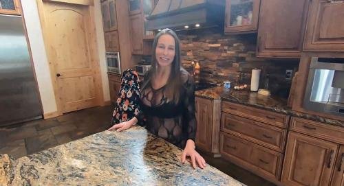 Onlyfans - Heatherharmon Heather Harmon M4s5c8 (2K/1440p/684 MB)