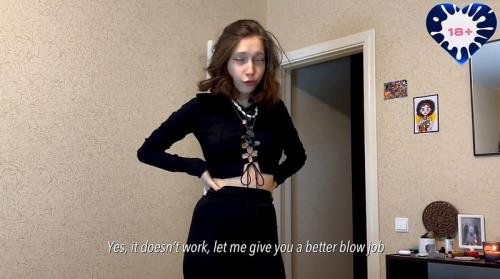 Onlyfans - Lyalkamotanka Knows The Secret Of The Perfect Fried Eggs With Sausage LyalkaRPG (FullHD/1080p/340 MB)