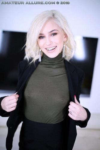 AmateurAllure - Kiara Cole Returns to Amateur Allure For a Hot Load Deposit (FullHD/1080p/1.20 GB)