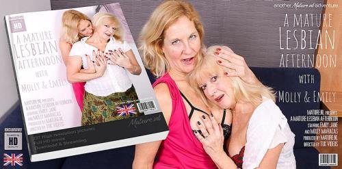 Mature.nl/Mature.eu - Emily Jane 64 EU Molly Maracas 55 EU A Mature Lesbian Afternoon (FullHD/1080p/1.73 GB)