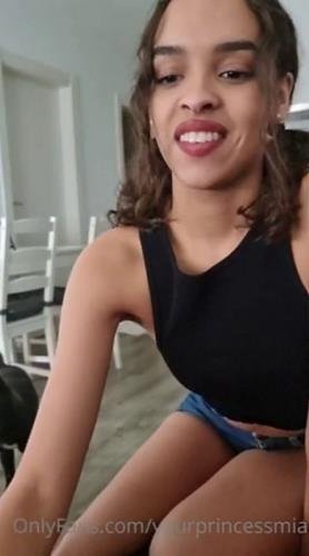 Onlyfans - Hari De Lopo Yoharis De Lopo Fucked In Bedroom (HD/720p/116 MB)